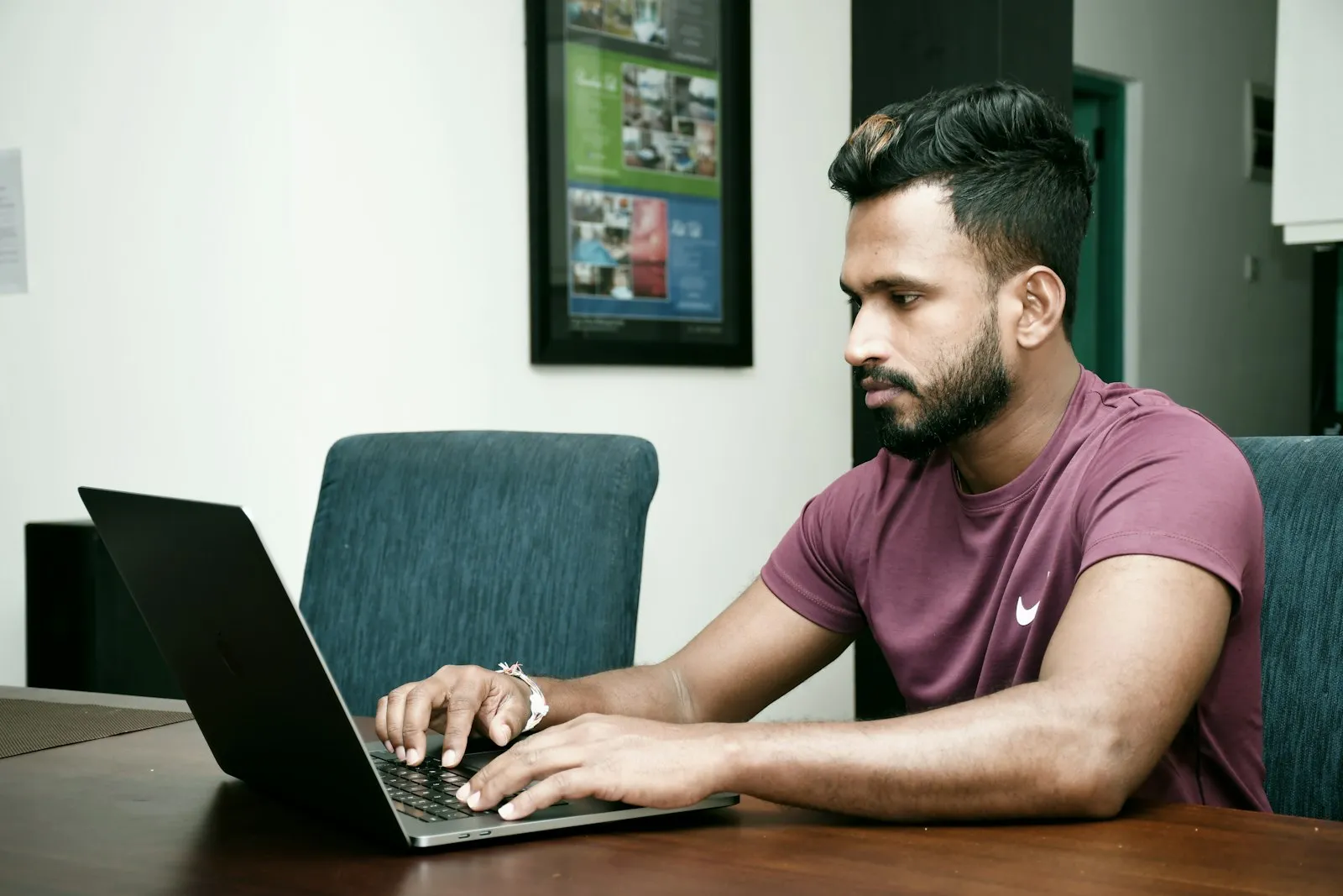 How to Onboard a Virtual Assistant: A 7-Day Playbook for US Business Owners
